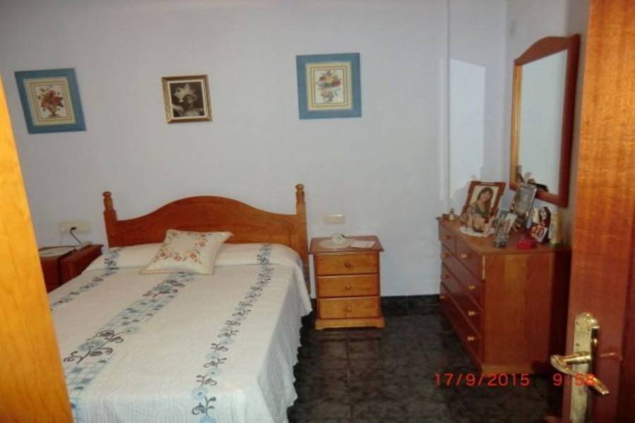 Paterna,Valencia,España,3 Bedrooms Bedrooms,1 BañoBathrooms,Casas,4158