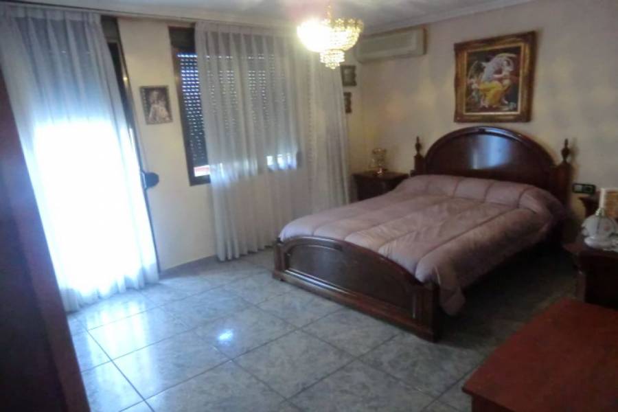 Paterna,Valencia,España,3 Bedrooms Bedrooms,1 BañoBathrooms,Apartamentos,4159