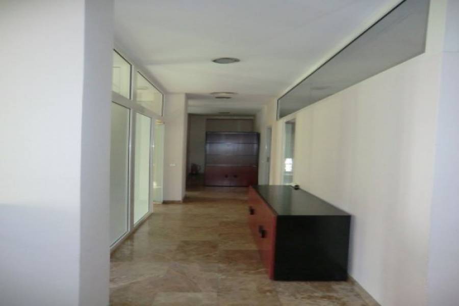 Paterna,Valencia,España,2 BathroomsBathrooms,Locales,4189