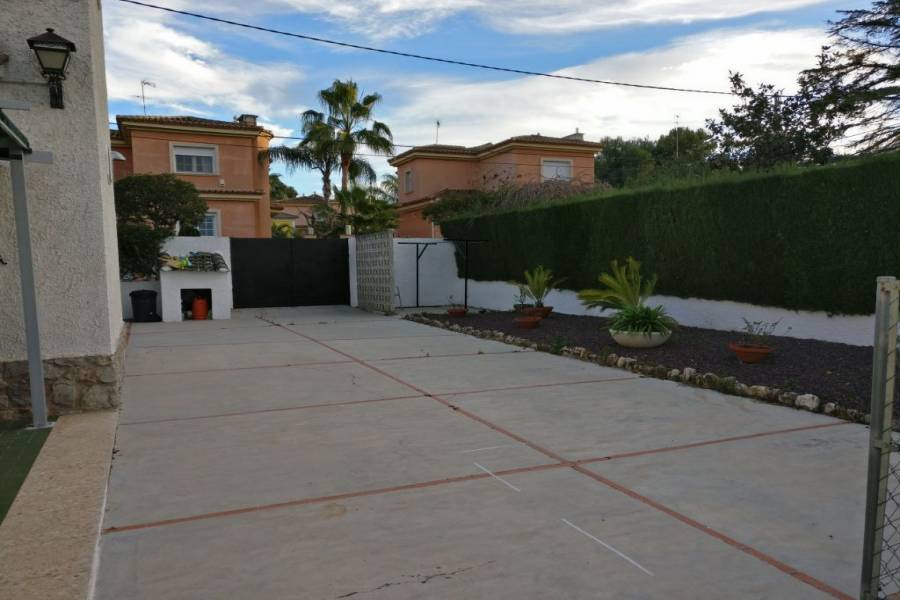 Paterna,Valencia,España,5 Bedrooms Bedrooms,2 BathroomsBathrooms,Fincas-Villas,4191