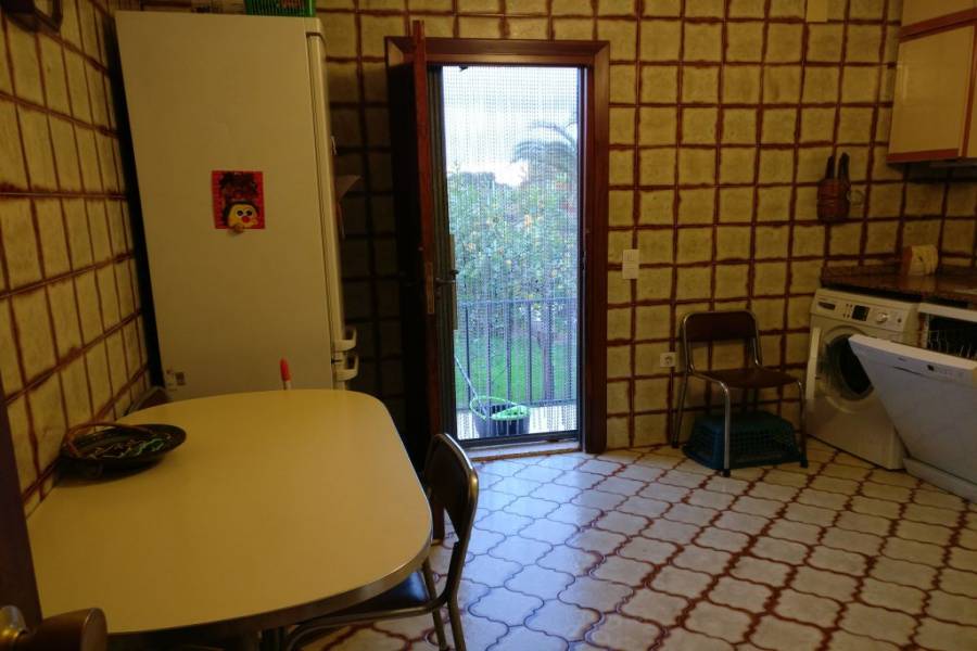 Paterna,Valencia,España,5 Bedrooms Bedrooms,2 BathroomsBathrooms,Fincas-Villas,4191
