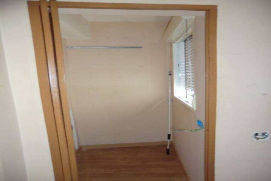 Valencia,Valencia,España,3 Bedrooms Bedrooms,1 BañoBathrooms,Apartamentos,4204