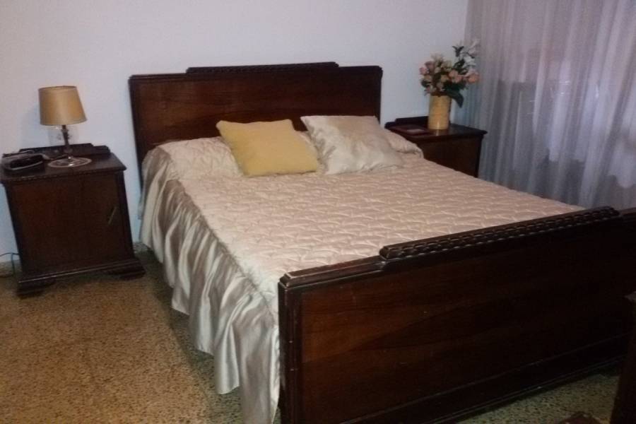 Paterna,Valencia,España,3 Bedrooms Bedrooms,1 BañoBathrooms,Apartamentos,4211