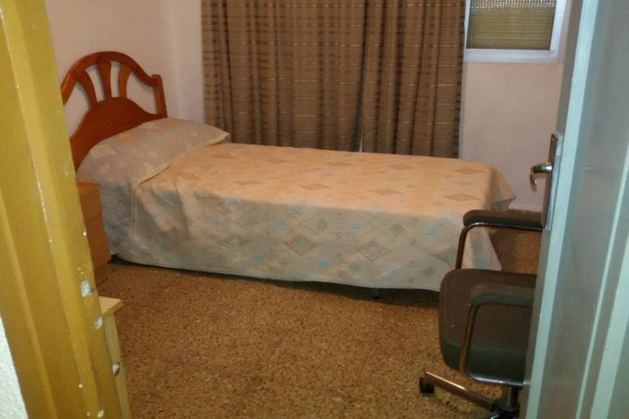 Paterna,Valencia,España,3 Bedrooms Bedrooms,1 BañoBathrooms,Apartamentos,4211