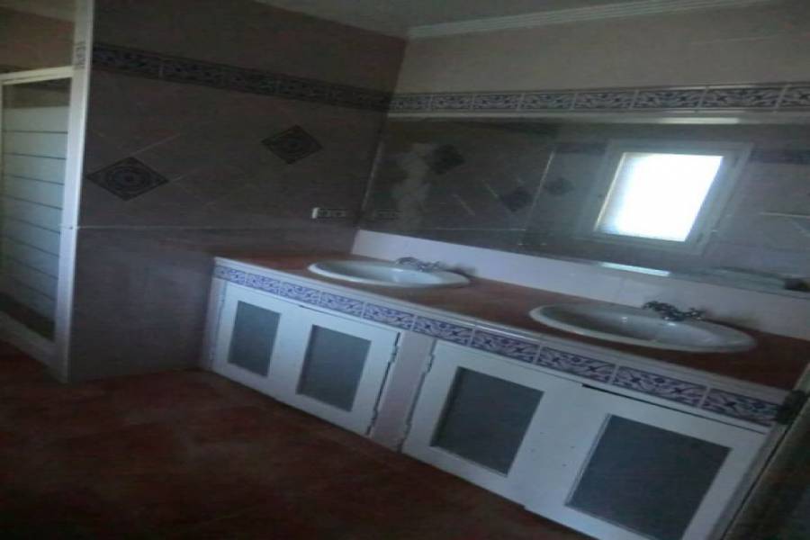 Paterna,Valencia,España,4 Bedrooms Bedrooms,3 BathroomsBathrooms,Fincas-Villas,4216