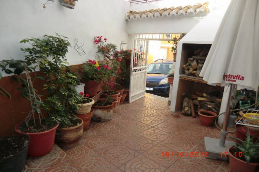 Paterna,Valencia,España,4 Bedrooms Bedrooms,2 BathroomsBathrooms,Fincas-Villas,4222