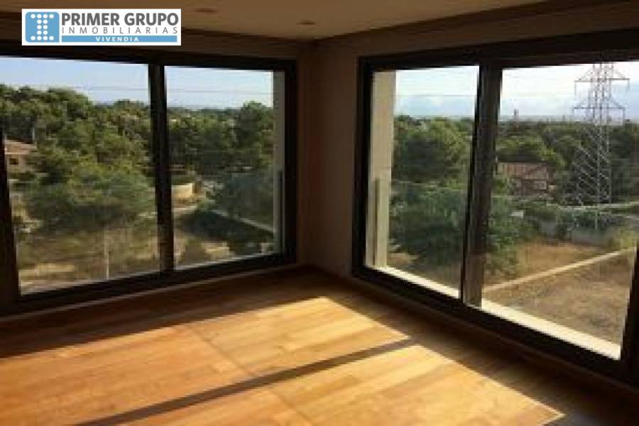 Torrent,Valencia,España,5 Bedrooms Bedrooms,3 BathroomsBathrooms,Fincas-Villas,4241