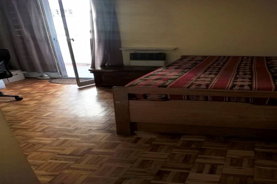 Flores,Capital Federal,3 Habitaciones Habitaciones,2 BañosBaños,Departamentos,VARELA,1011