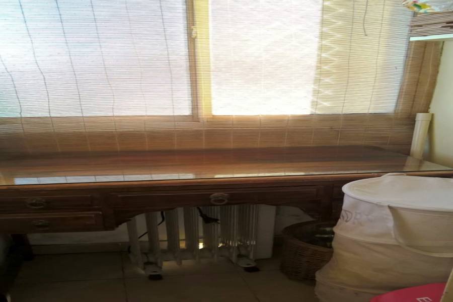 Flores,Capital Federal,3 Habitaciones Habitaciones,2 BañosBaños,Departamentos,VARELA,1011