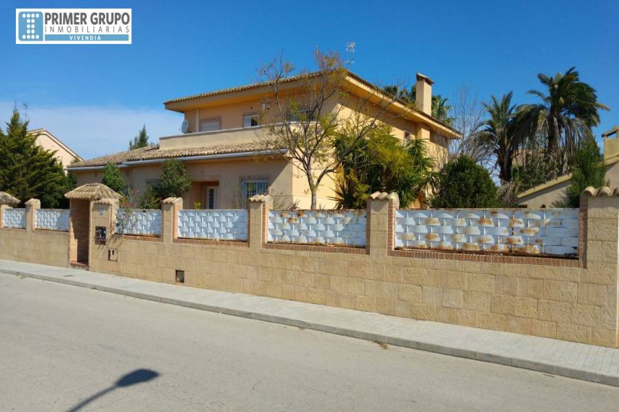L'Eliana,Valencia,España,8 Bedrooms Bedrooms,3 BathroomsBathrooms,Fincas-Villas,4248