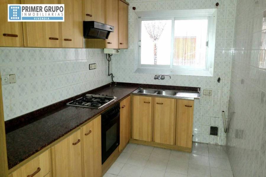 Burjassot,Valencia,España,4 Bedrooms Bedrooms,1 BañoBathrooms,Apartamentos,4264