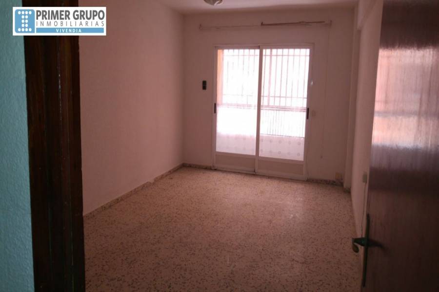 L'Alcudia,Valencia,España,3 Bedrooms Bedrooms,1 BañoBathrooms,Apartamentos,4276