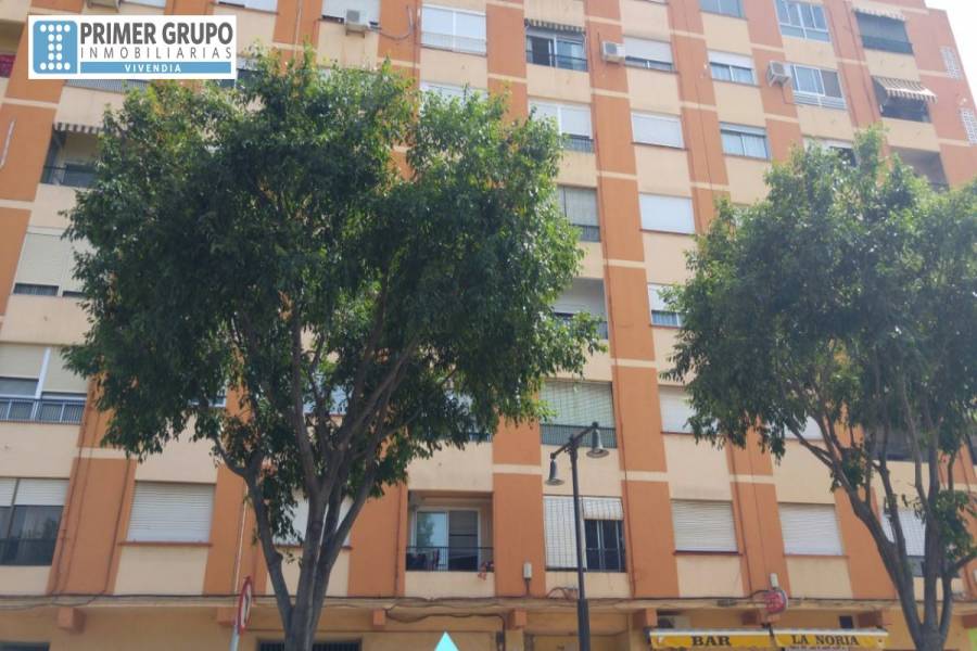 L'Alcudia,Valencia,España,3 Bedrooms Bedrooms,1 BañoBathrooms,Apartamentos,4276