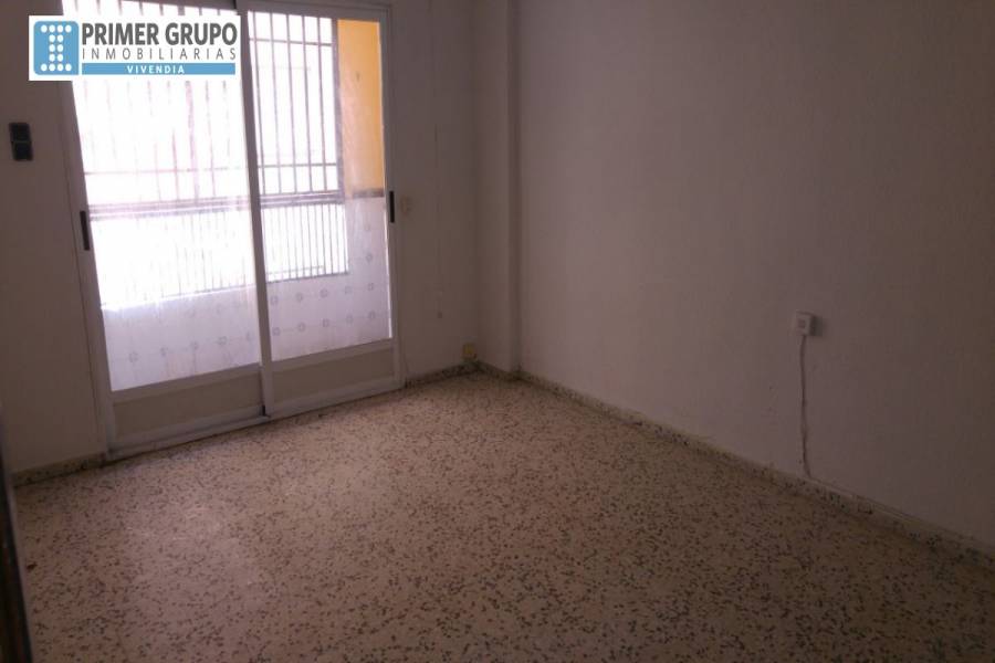 L'Alcudia,Valencia,España,3 Bedrooms Bedrooms,1 BañoBathrooms,Apartamentos,4276
