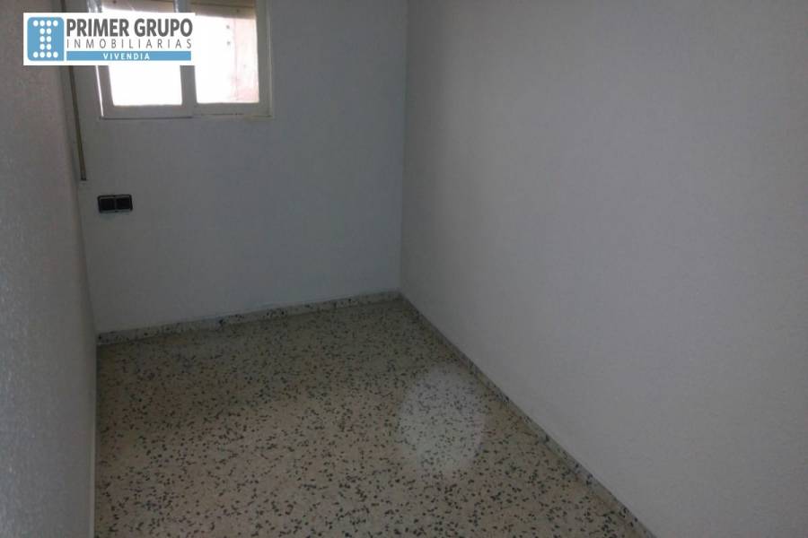 L'Alcudia,Valencia,España,3 Bedrooms Bedrooms,1 BañoBathrooms,Apartamentos,4276