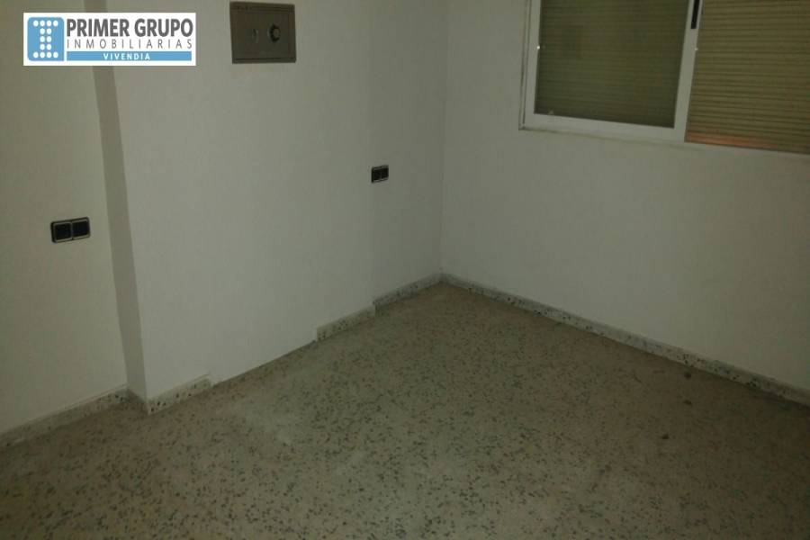 L'Alcudia,Valencia,España,3 Bedrooms Bedrooms,1 BañoBathrooms,Apartamentos,4276