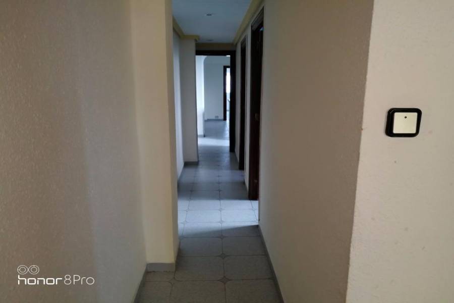 Paterna,Valencia,España,3 Bedrooms Bedrooms,1 BañoBathrooms,Apartamentos,4284