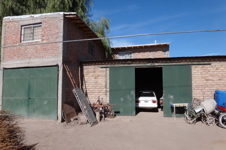 Mendoza,Campos,Manzanares esquina Larrazabal,2,1345