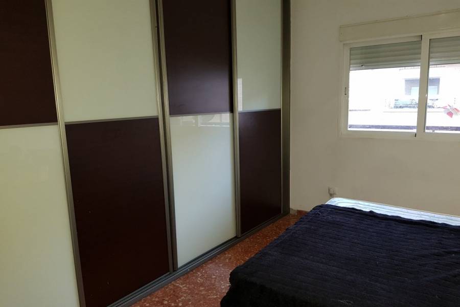 Paterna,Valencia,España,3 Bedrooms Bedrooms,1 BañoBathrooms,Apartamentos,4306