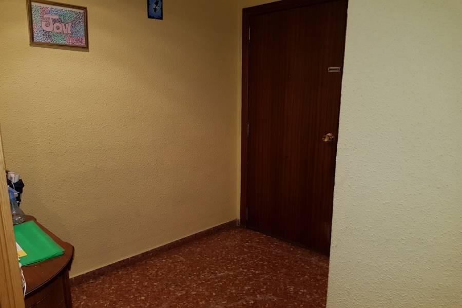 Paterna,Valencia,España,3 Bedrooms Bedrooms,1 BañoBathrooms,Apartamentos,4306