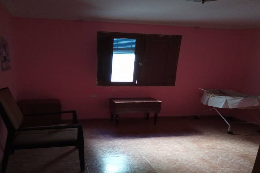 Paterna,Valencia,España,4 Bedrooms Bedrooms,1 BañoBathrooms,Apartamentos,4317
