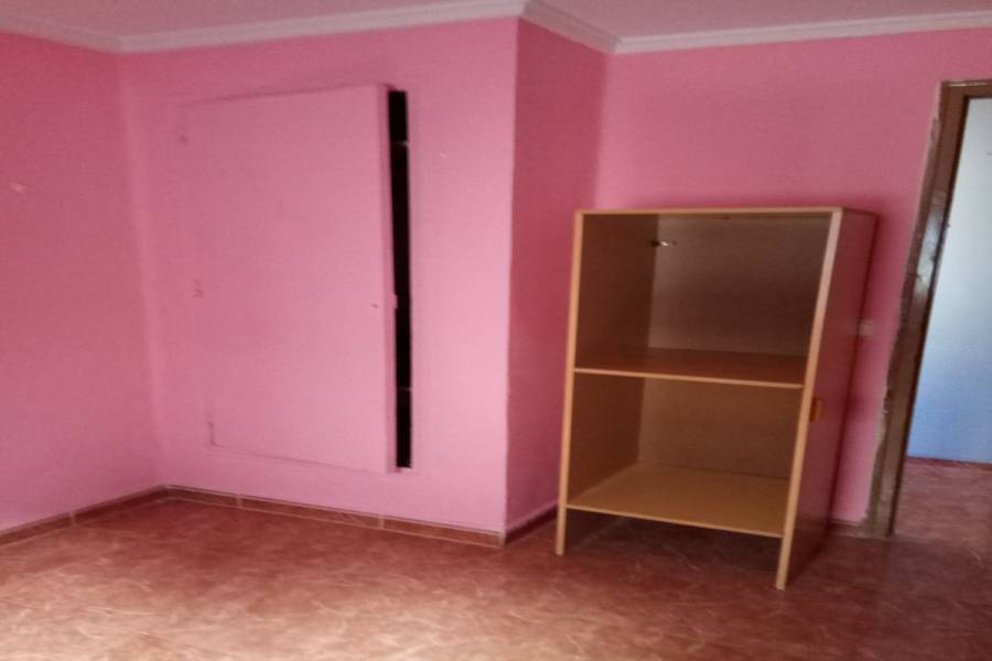 Paterna,Valencia,España,4 Bedrooms Bedrooms,1 BañoBathrooms,Apartamentos,4317