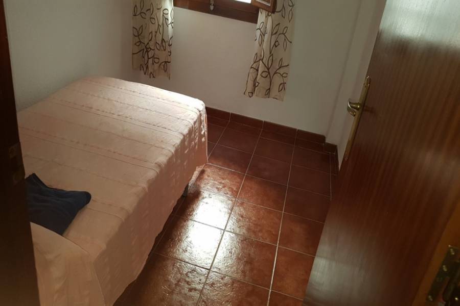 Paterna,Valencia,España,3 Bedrooms Bedrooms,1 BañoBathrooms,Apartamentos,4326