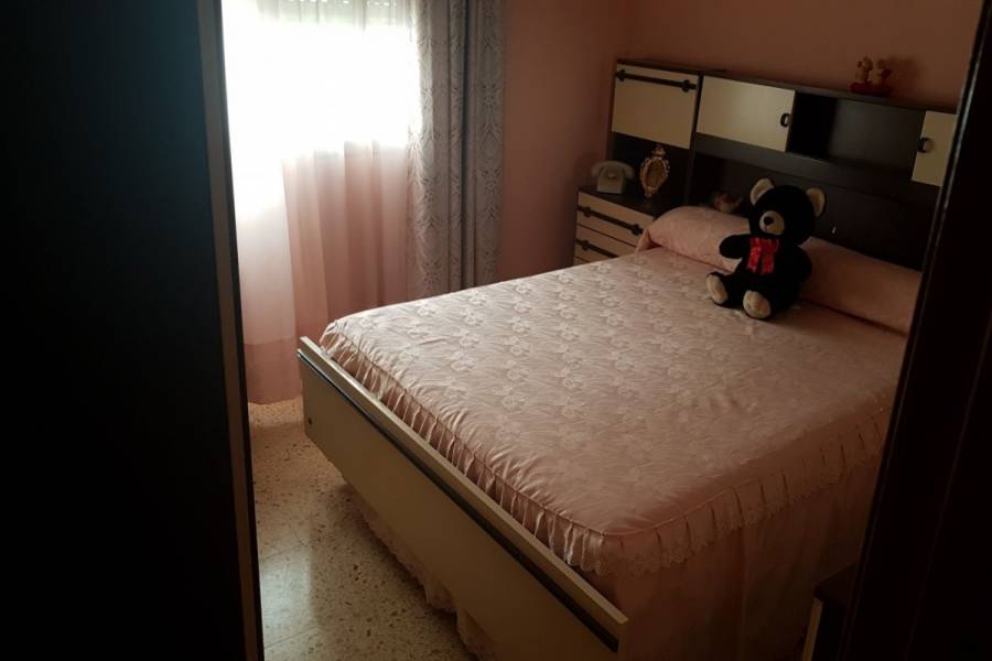 Paterna,Valencia,España,4 Bedrooms Bedrooms,1 BañoBathrooms,Apartamentos,4327