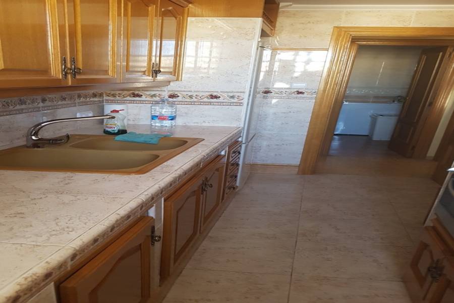 Paterna,Valencia,España,4 Bedrooms Bedrooms,1 BañoBathrooms,Apartamentos,4327
