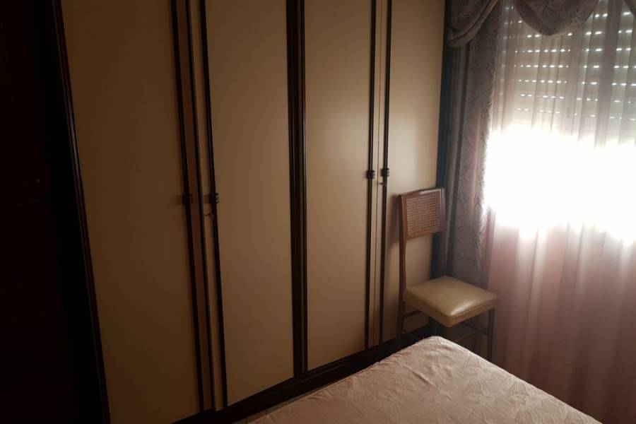 Paterna,Valencia,España,4 Bedrooms Bedrooms,1 BañoBathrooms,Apartamentos,4327