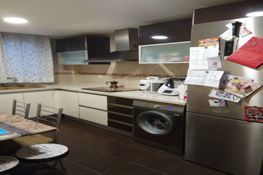 Valencia,Valencia,España,3 Bedrooms Bedrooms,1 BañoBathrooms,Apartamentos,4328