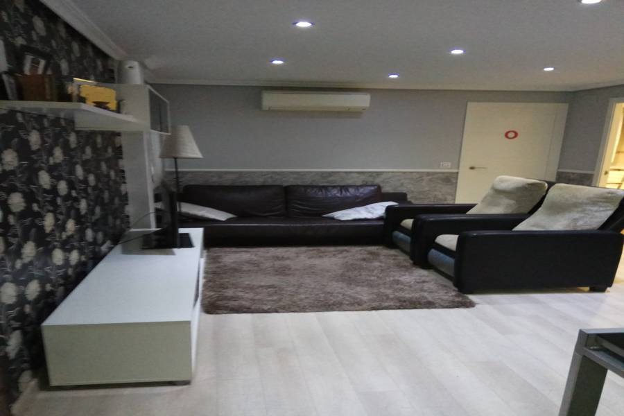 Valencia,Valencia,España,3 Bedrooms Bedrooms,1 BañoBathrooms,Apartamentos,4328
