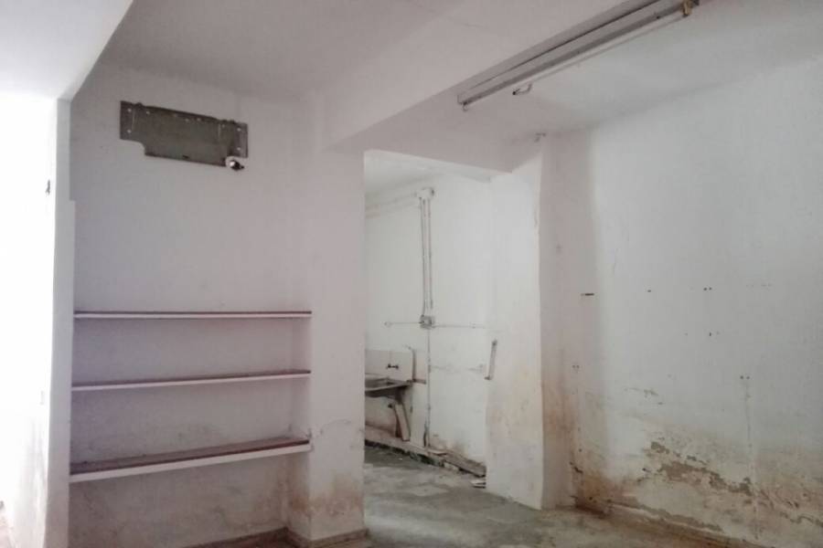 Valencia,Valencia,España,2 BathroomsBathrooms,Locales,4336