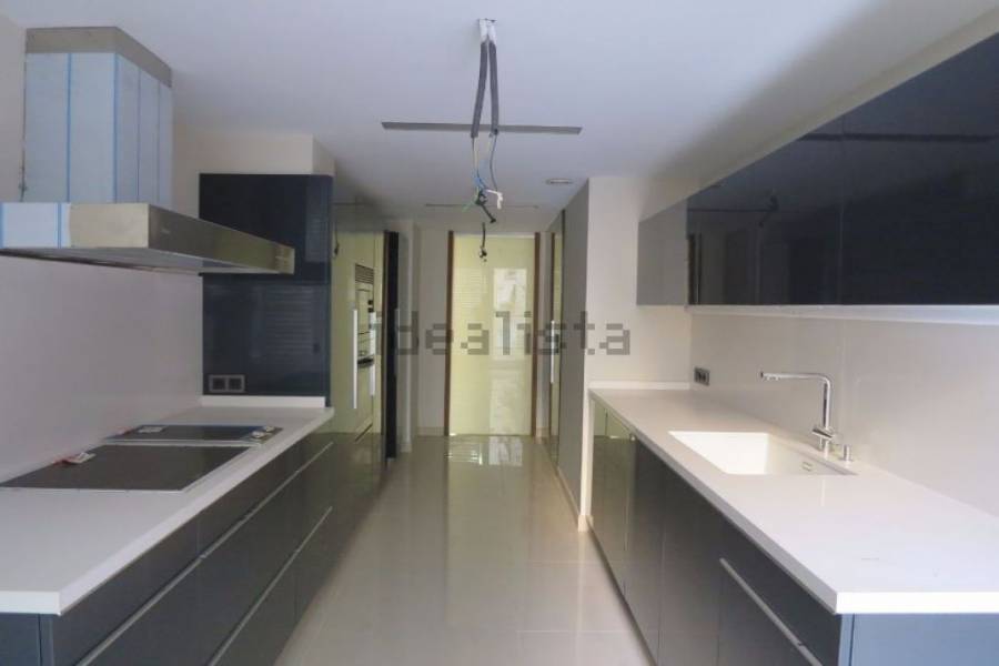 Valencia,Valencia,España,5 Bedrooms Bedrooms,4 BathroomsBathrooms,Apartamentos,4344