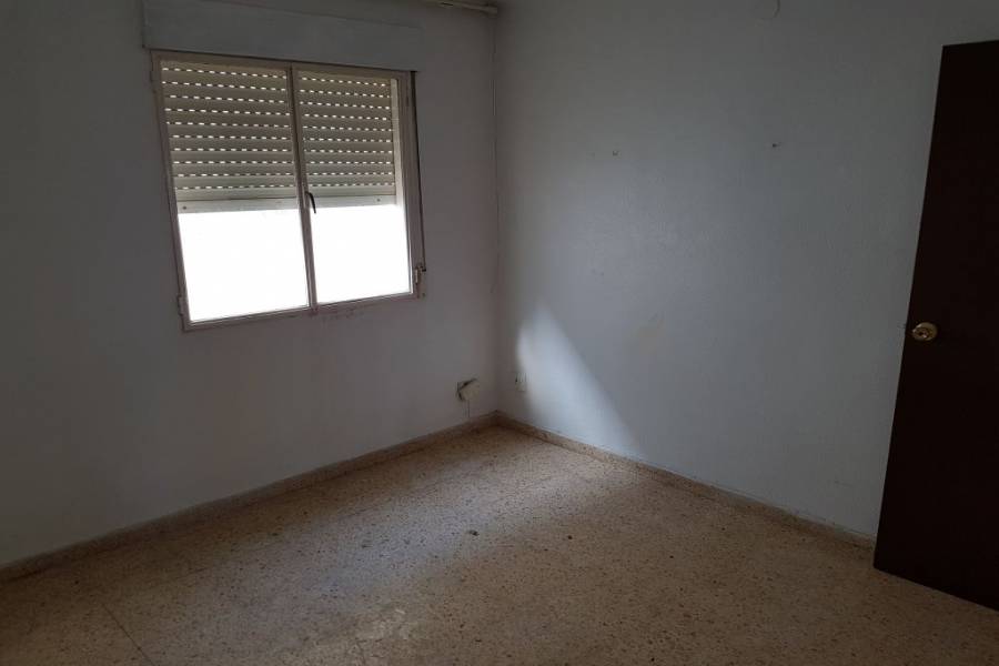 Valencia,Valencia,España,4 Bedrooms Bedrooms,1 BañoBathrooms,Apartamentos,4353