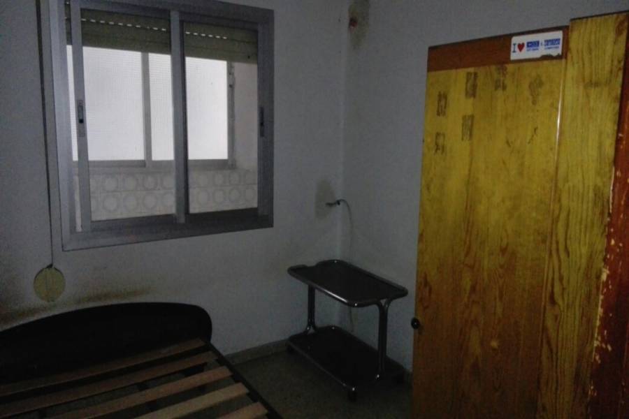 Valencia,Valencia,España,4 Bedrooms Bedrooms,1 BañoBathrooms,Apartamentos,4357