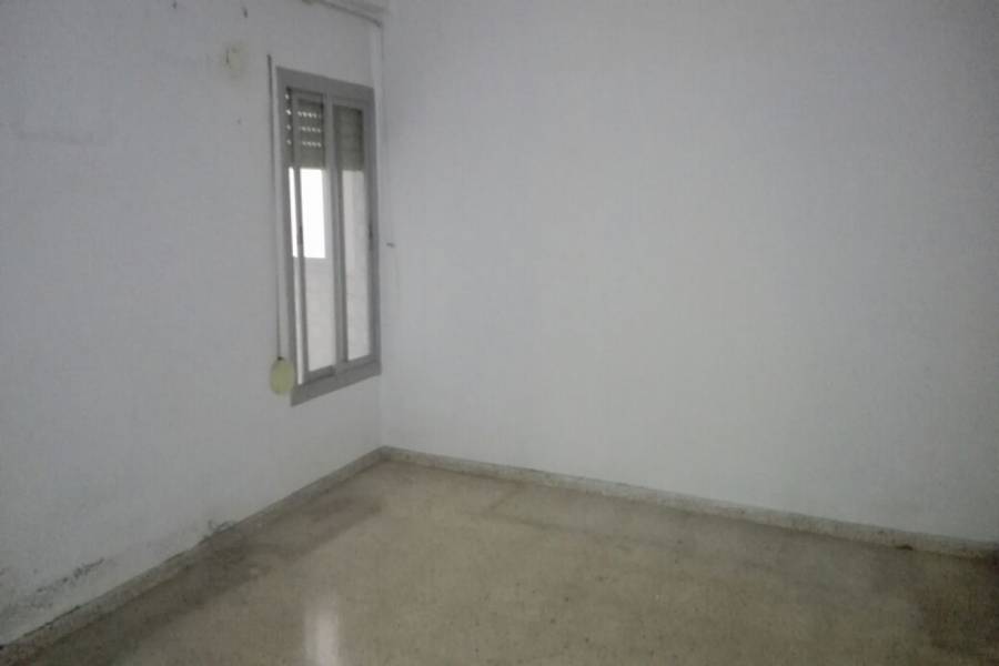 Valencia,Valencia,España,4 Bedrooms Bedrooms,1 BañoBathrooms,Apartamentos,4357