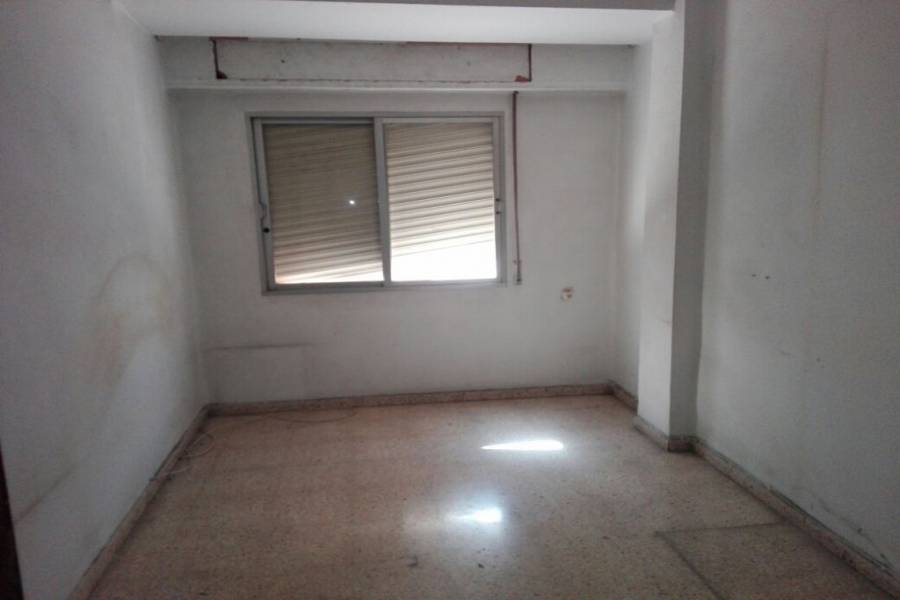 Valencia,Valencia,España,4 Bedrooms Bedrooms,1 BañoBathrooms,Apartamentos,4357