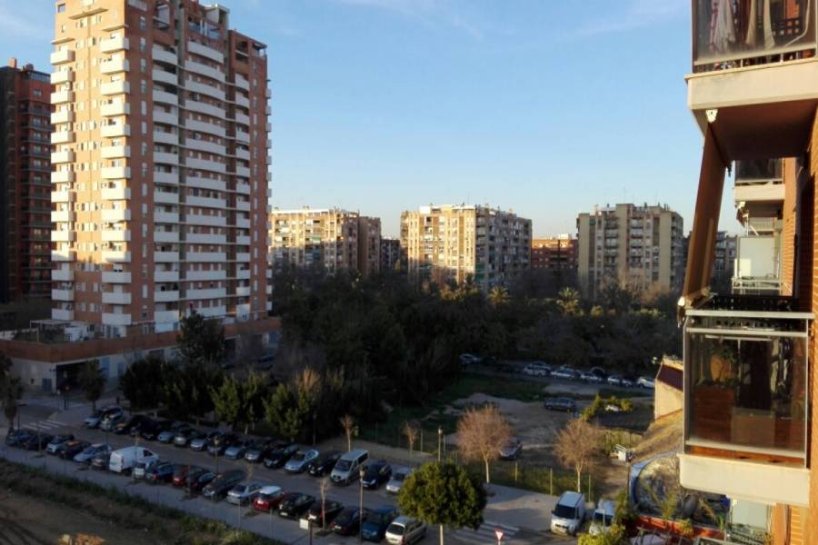 Valencia,Valencia,España,2 Bedrooms Bedrooms,1 BañoBathrooms,Apartamentos,4358