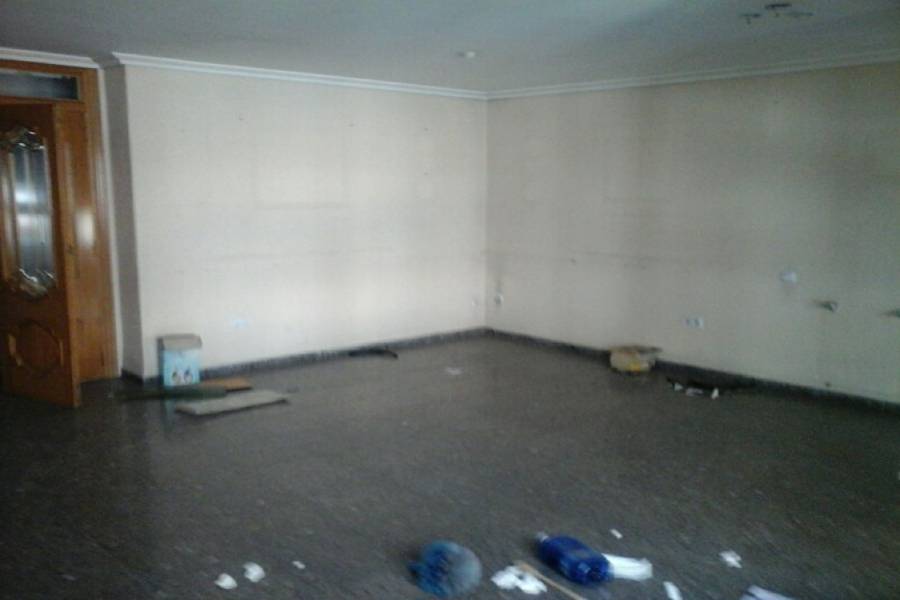 Valencia,Valencia,España,3 Bedrooms Bedrooms,1 BañoBathrooms,Apartamentos,4360