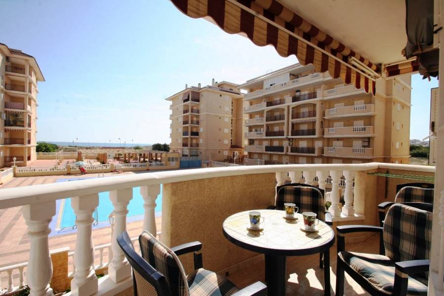 Torrevieja,Alicante,España,2 Bedrooms Bedrooms,1 BañoBathrooms,Apartamentos,39107