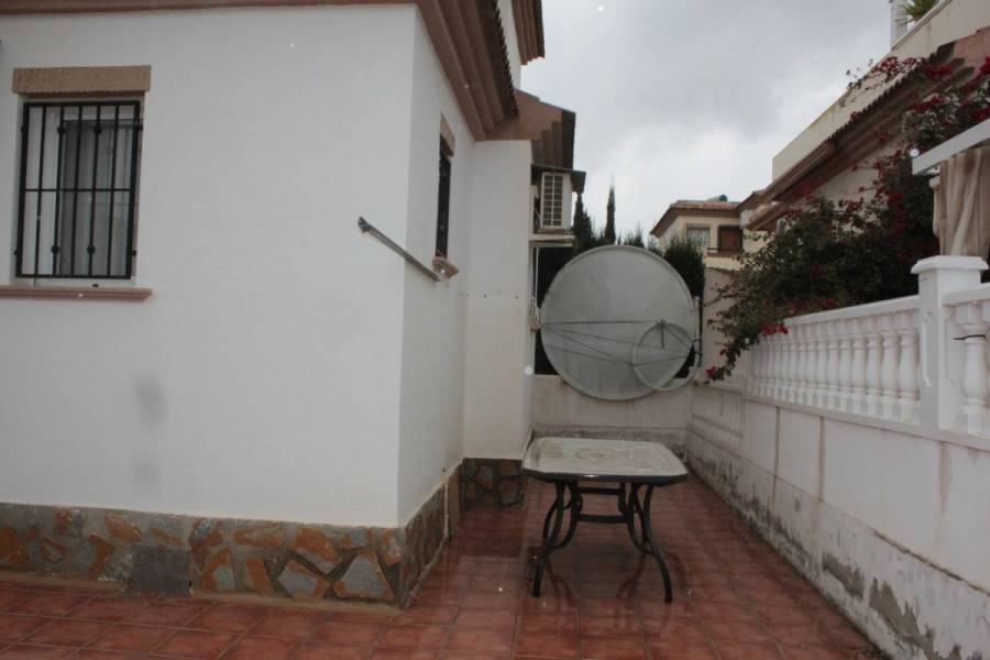 Torrevieja,Alicante,España,3 Bedrooms Bedrooms,2 BathroomsBathrooms,Adosada,39109