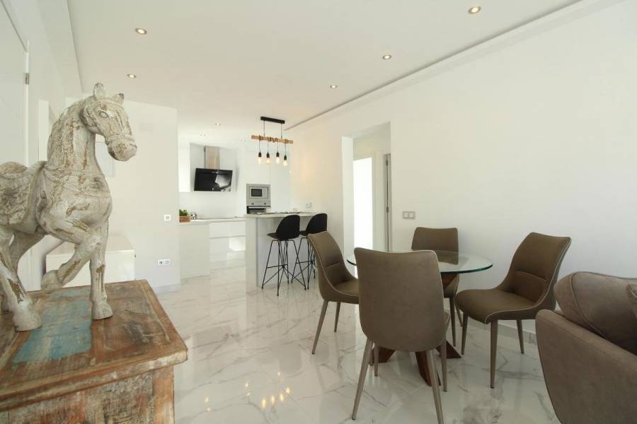 Orihuela Costa,Alicante,España,3 Bedrooms Bedrooms,2 BathroomsBathrooms,Chalets,39121