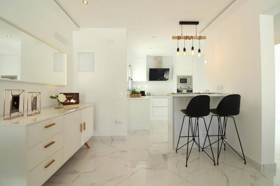 Orihuela Costa,Alicante,España,3 Bedrooms Bedrooms,2 BathroomsBathrooms,Chalets,39121