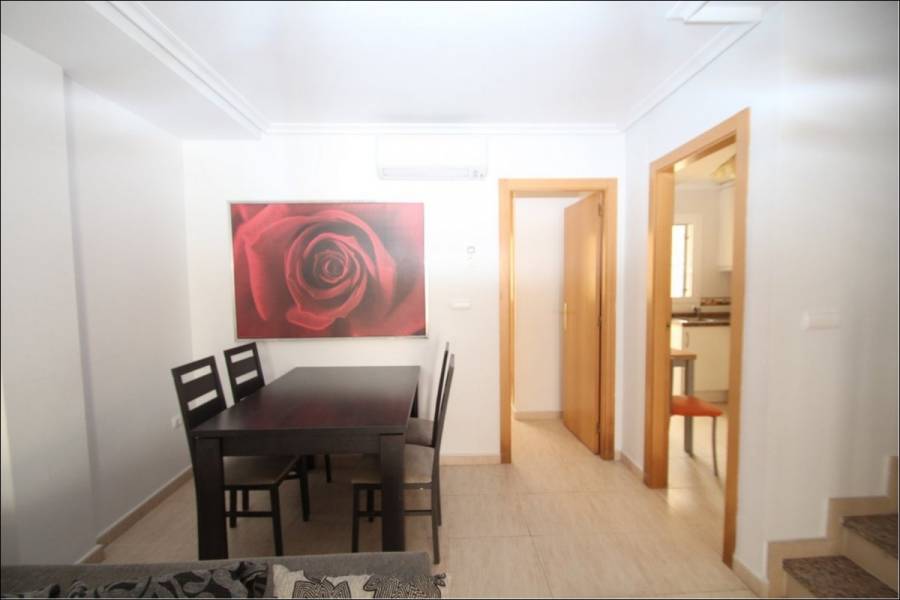 Torrevieja,Alicante,España,3 Bedrooms Bedrooms,3 BathroomsBathrooms,Adosada,39127
