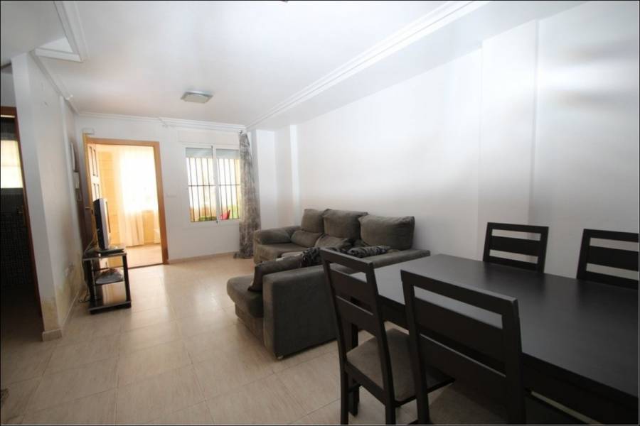Torrevieja,Alicante,España,3 Bedrooms Bedrooms,3 BathroomsBathrooms,Adosada,39127