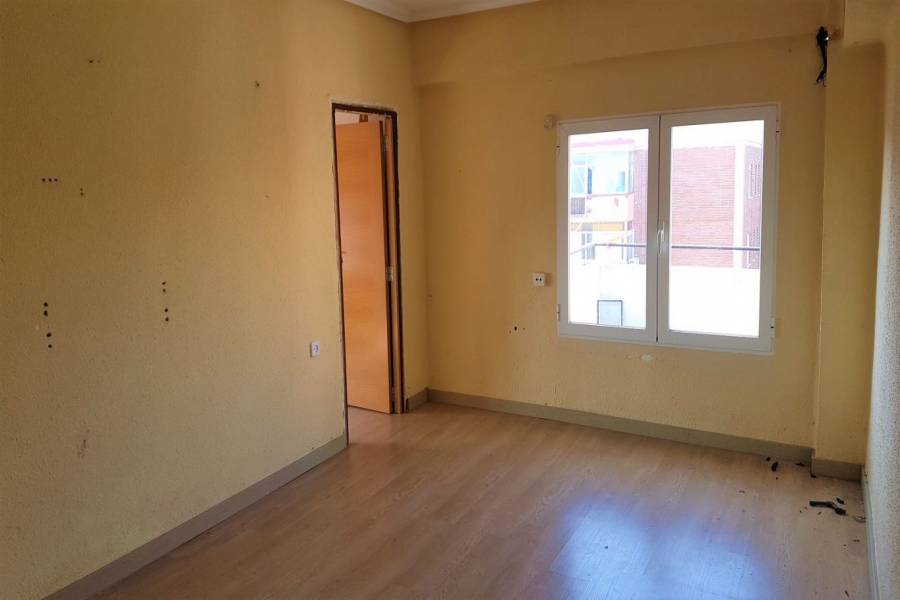 Valencia,Valencia,España,3 Bedrooms Bedrooms,1 BañoBathrooms,Apartamentos,4364