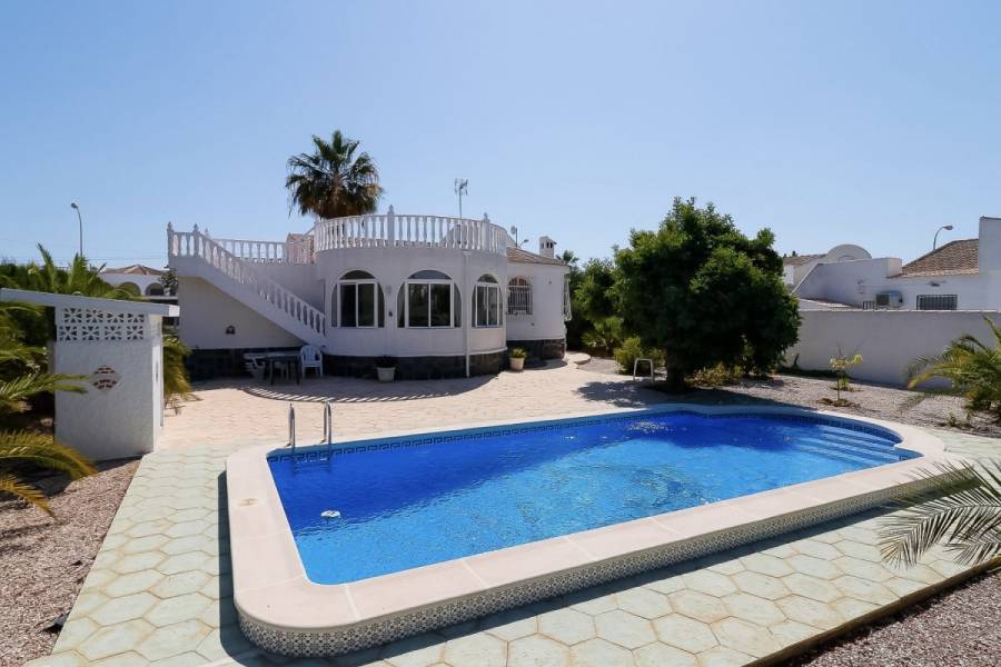 Torrevieja,Alicante,España,3 Bedrooms Bedrooms,1 BañoBathrooms,Casas,39131