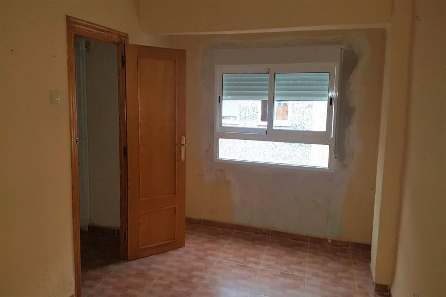 Valencia,Valencia,España,3 Bedrooms Bedrooms,1 BañoBathrooms,Apartamentos,4365