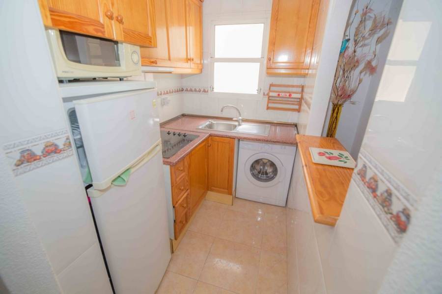 Torrevieja,Alicante,España,2 Bedrooms Bedrooms,1 BañoBathrooms,Atico,39159